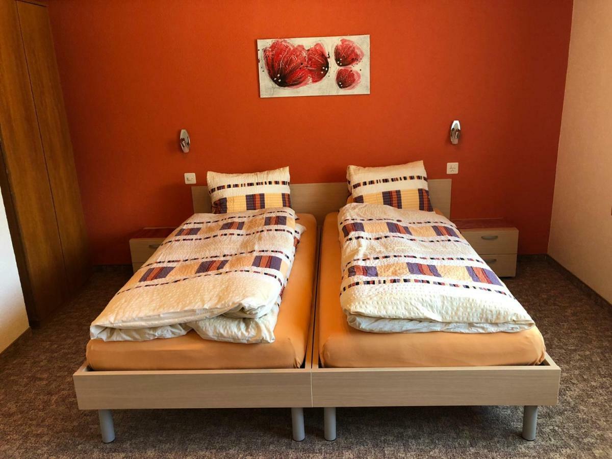 Ferienhaus Perle Saas-Grund Luaran gambar